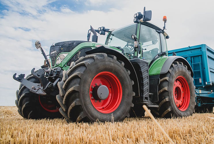Maxi Traction IF tyres: the Traction solution