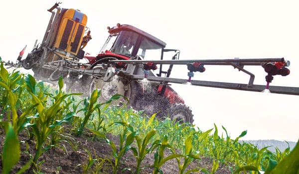 Which agricultural tyre for which spraying operation?