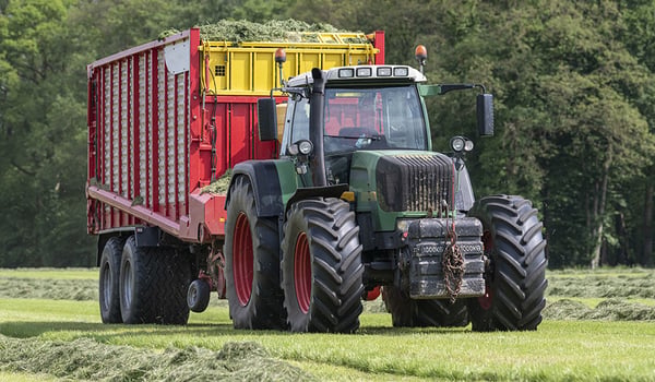 Which agricultural tyre is ideal for the haymaking period?
